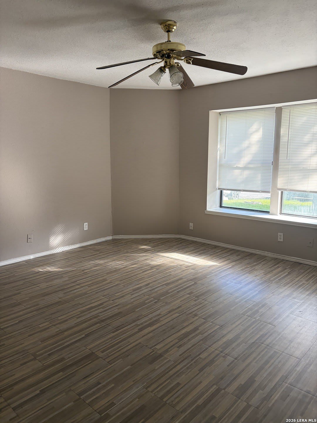 13210 LARKPLACE DR – photo 4