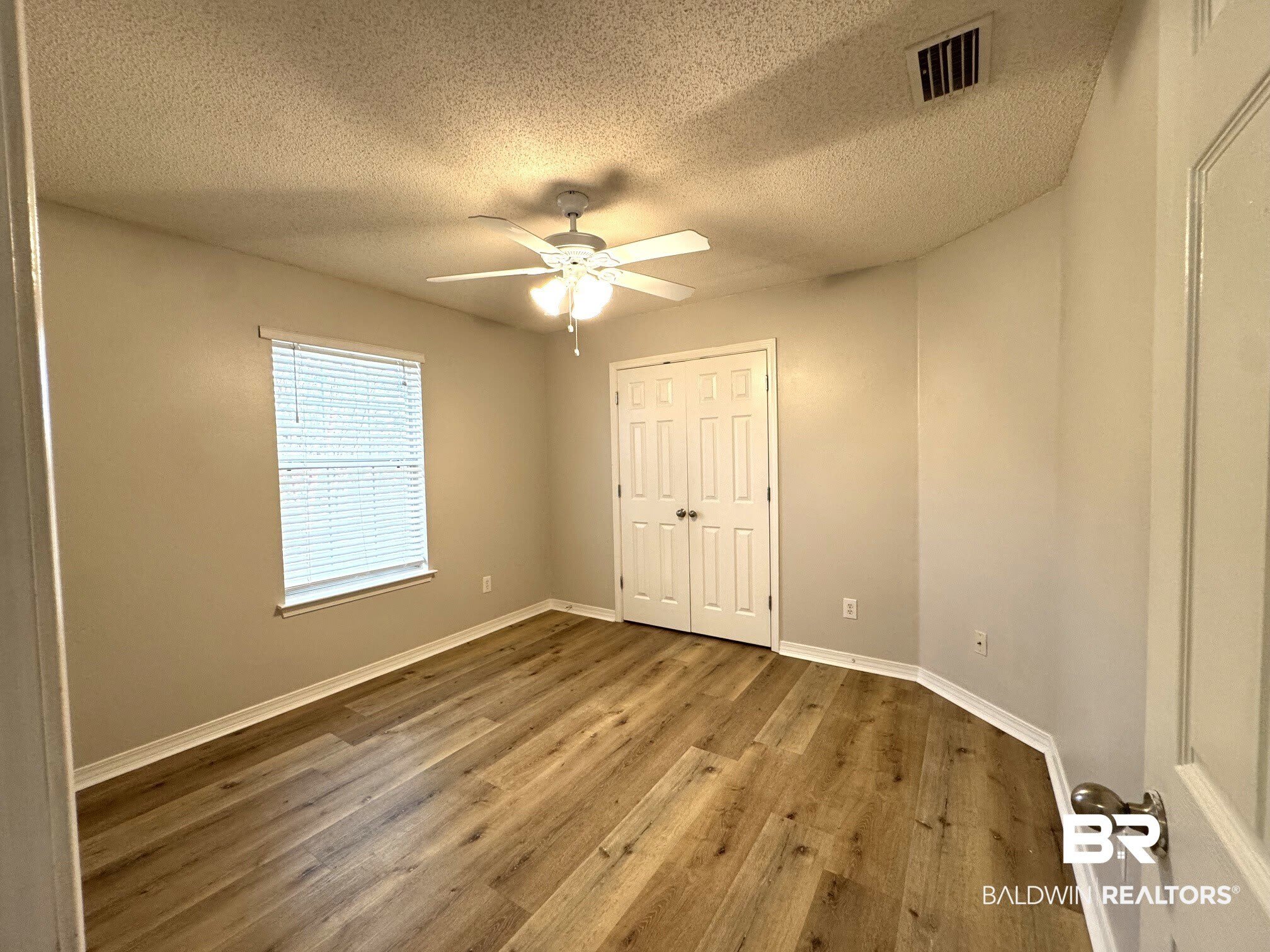 9964 Hollowbrook Ave – photo 4