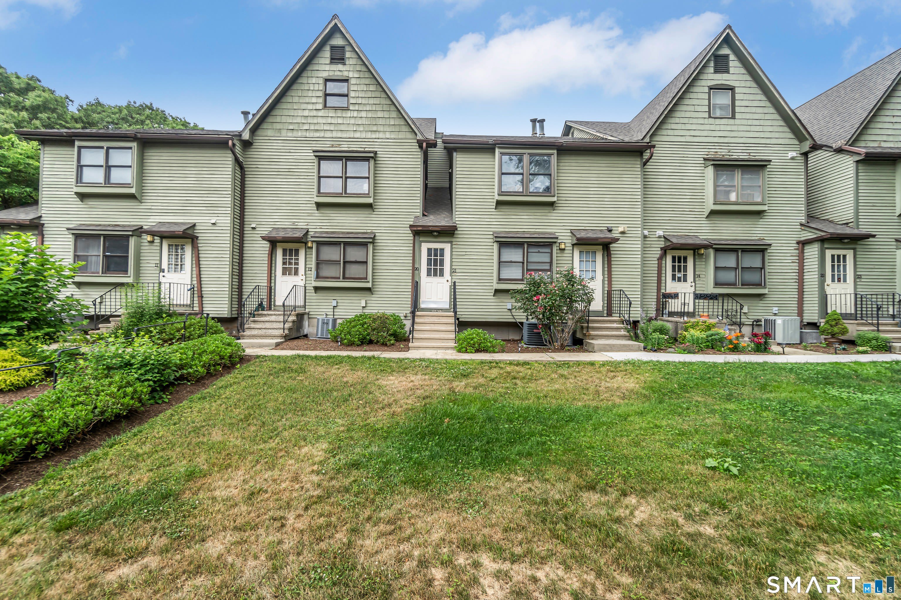 462 Glendale Avenue – photo 2