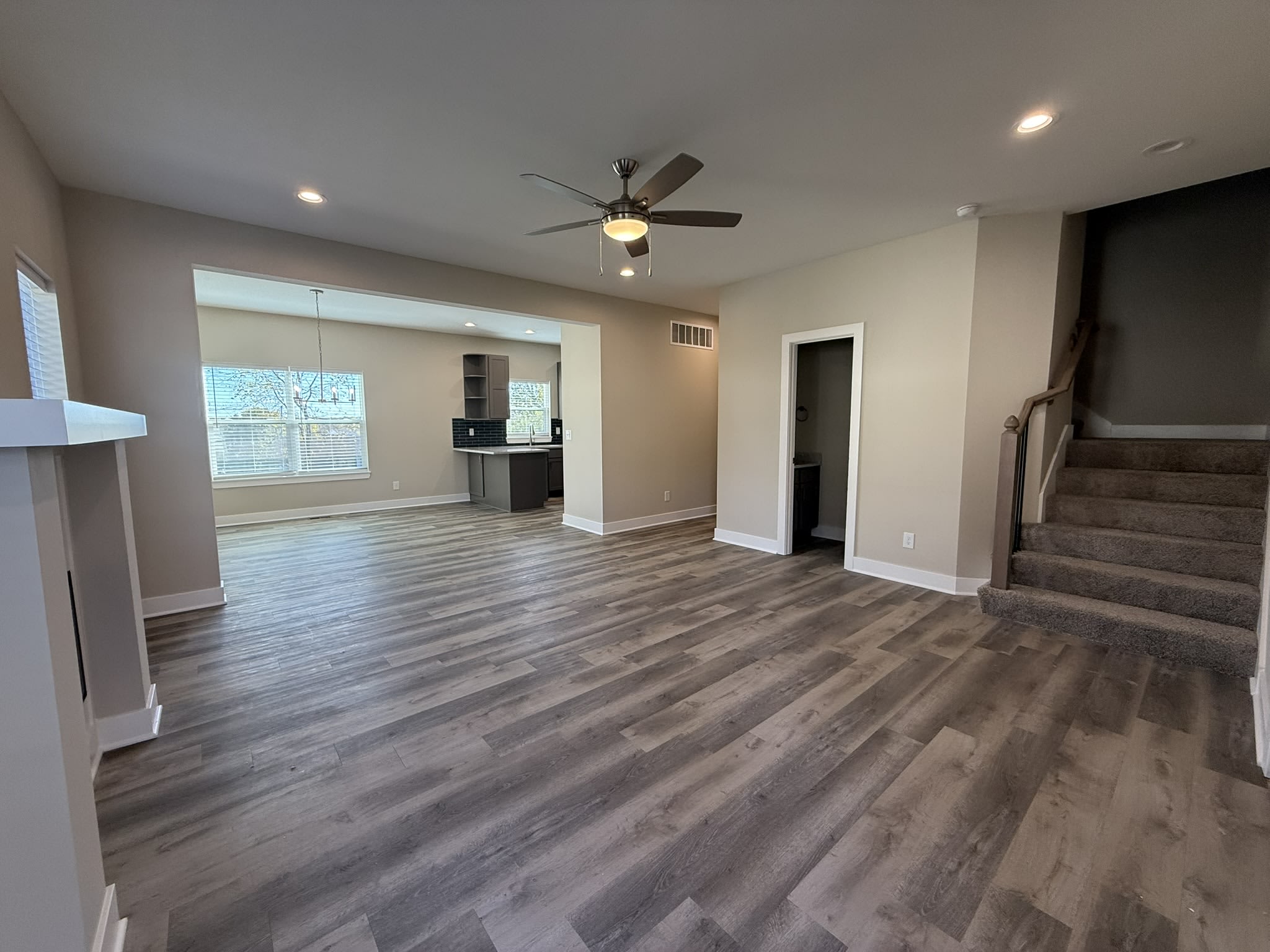 8537 Kickapoo Street – photo 1