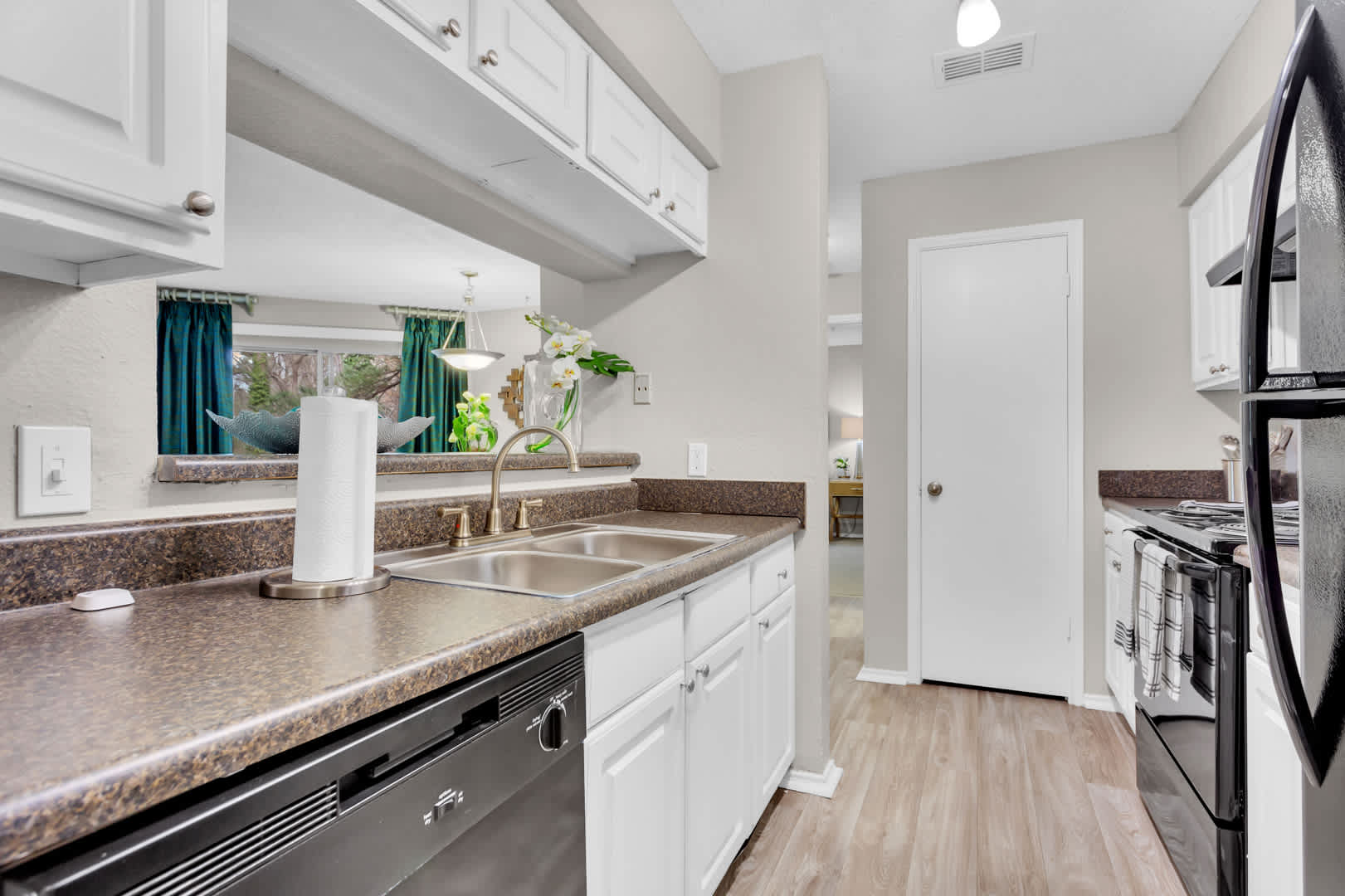 Montrose Brookhaven – photo 3
