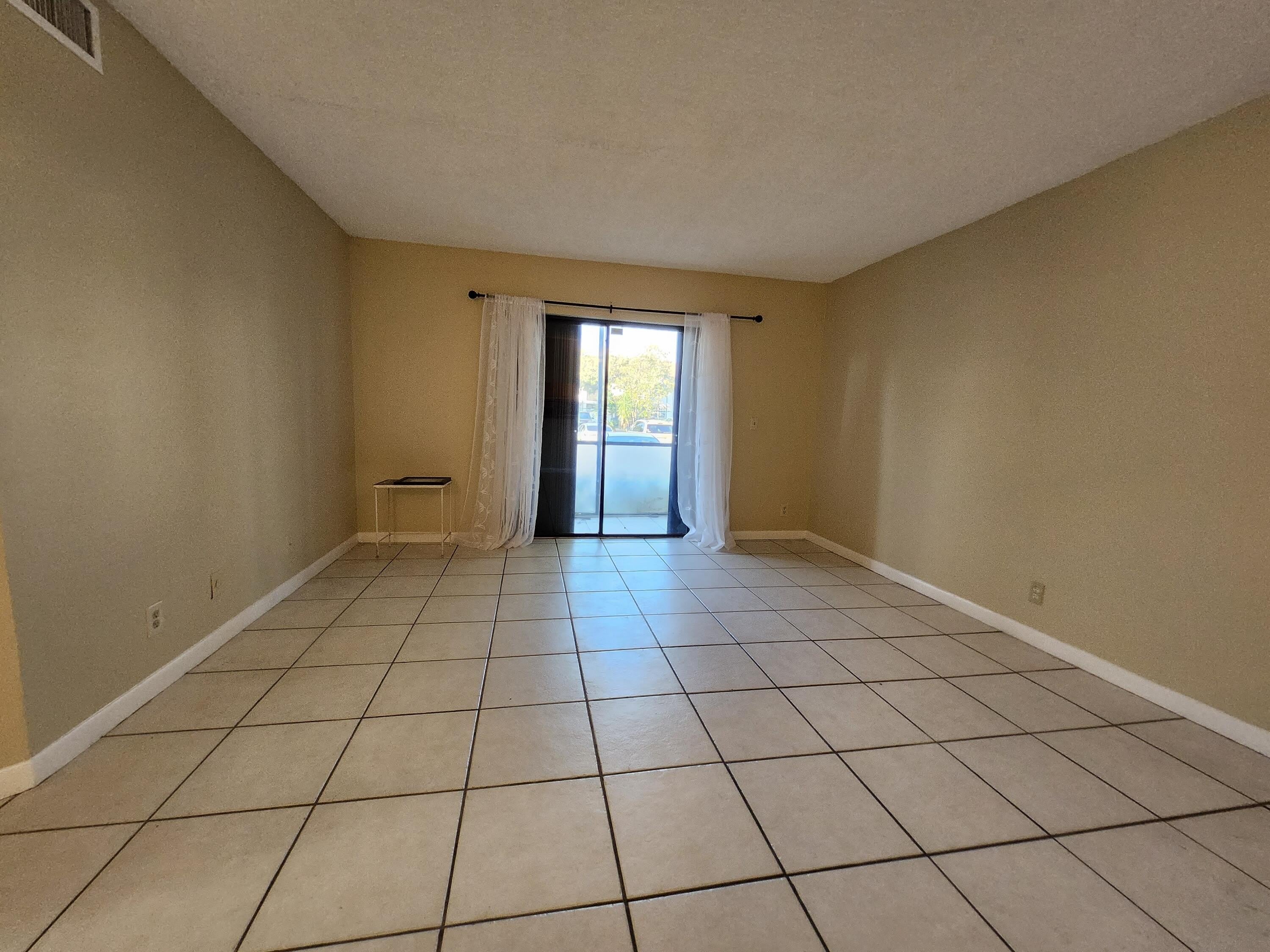 545 Trace Circle – photo 3