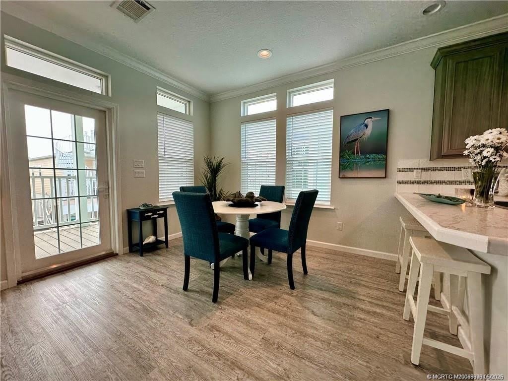 352 Ne Starboard Drive – photo 5