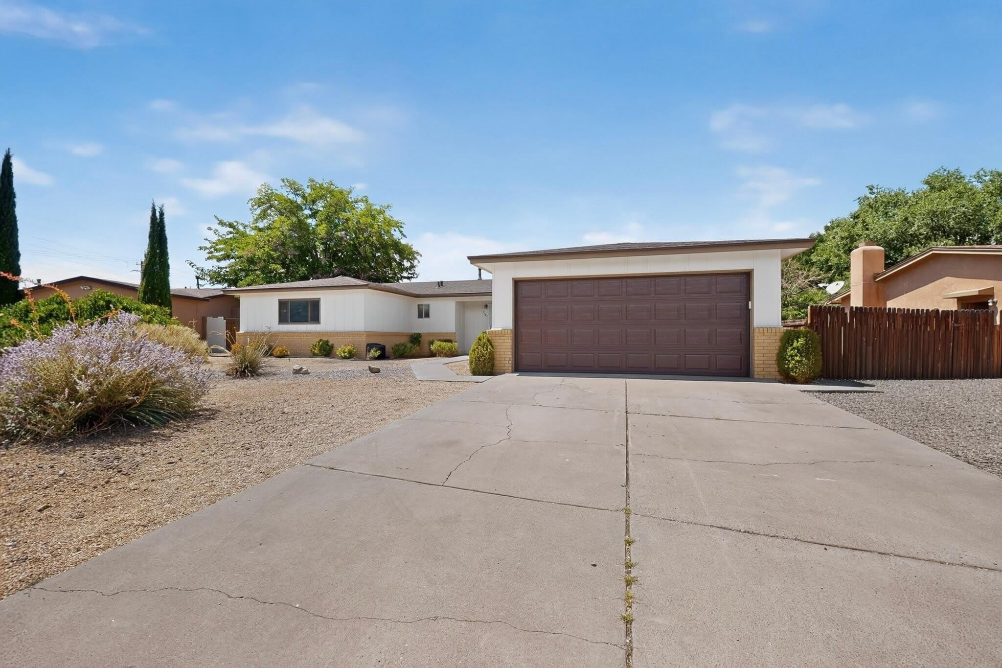 7101 Cindy Drive NE – photo 3
