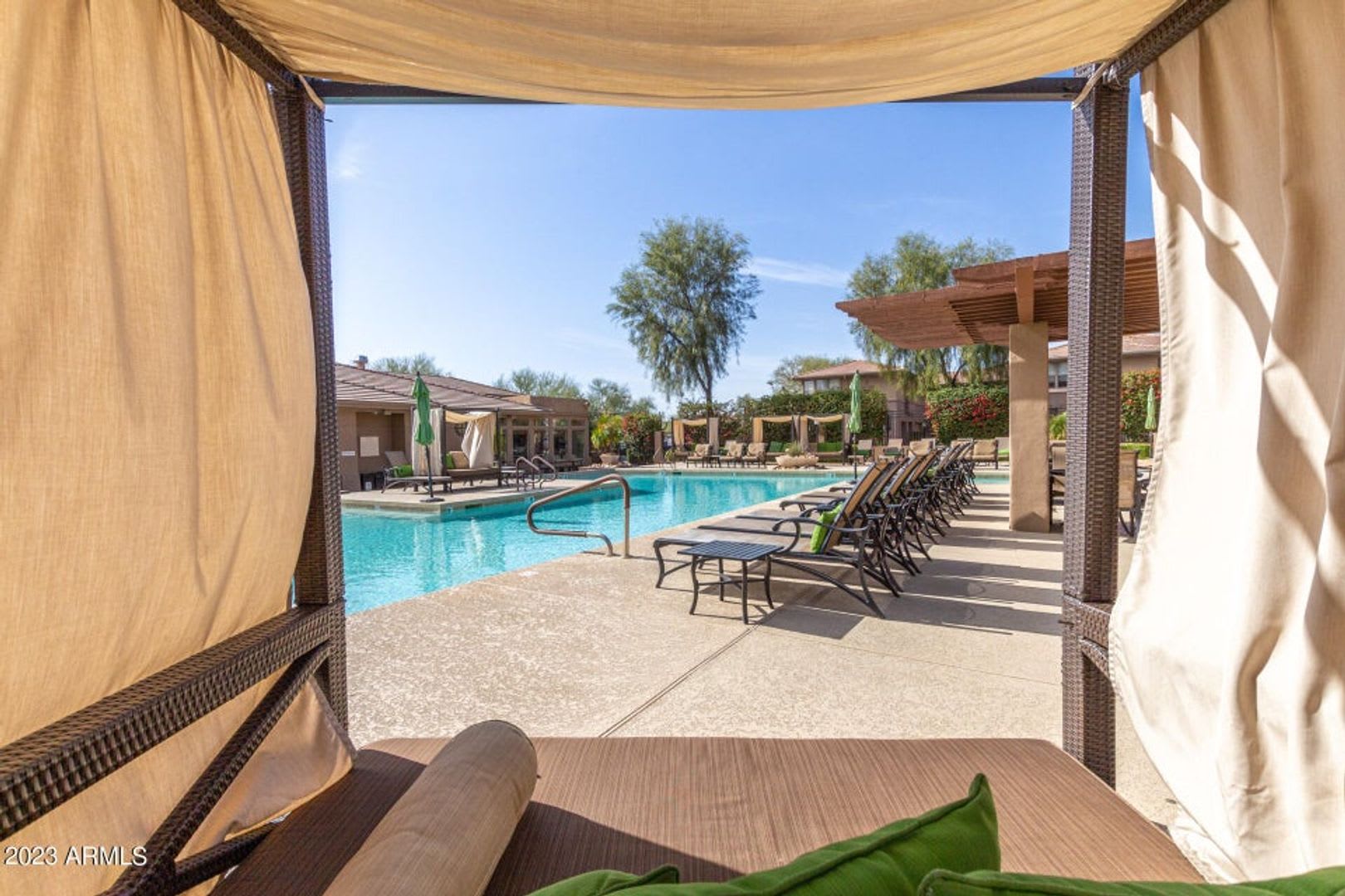 Remodeled 2 bedroom 2 bath at the Venu! – photo 5