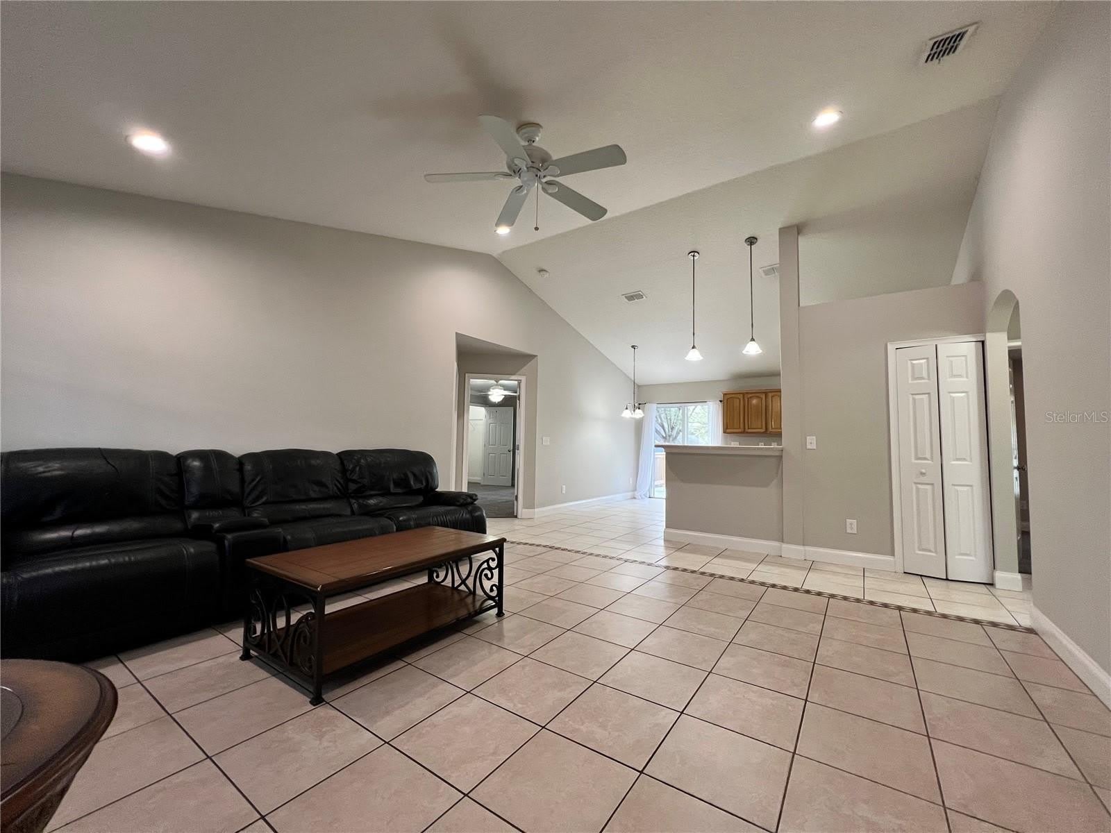 2336 W ORANGE Road – photo 4