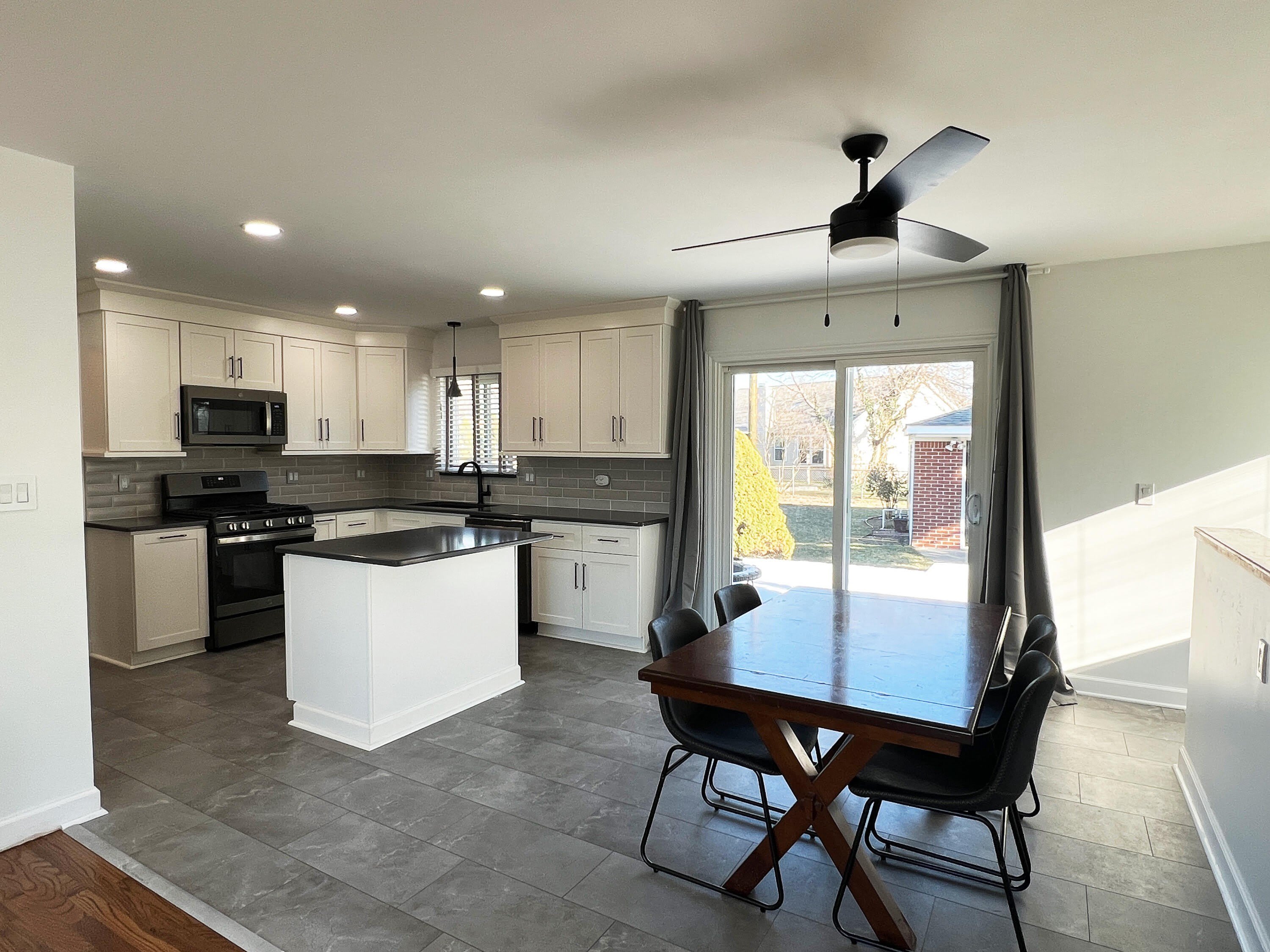 9358 Marie Court – photo 2