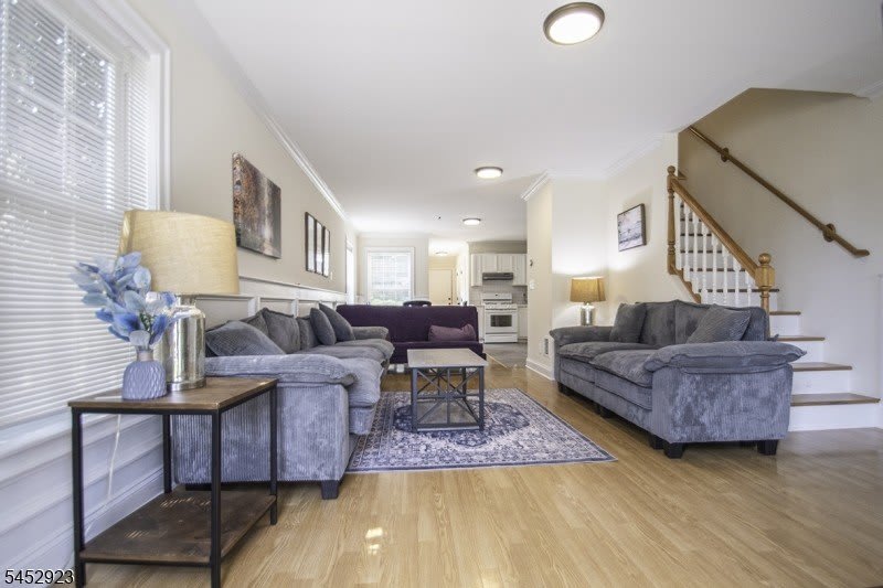 48 Central Ave – photo 3