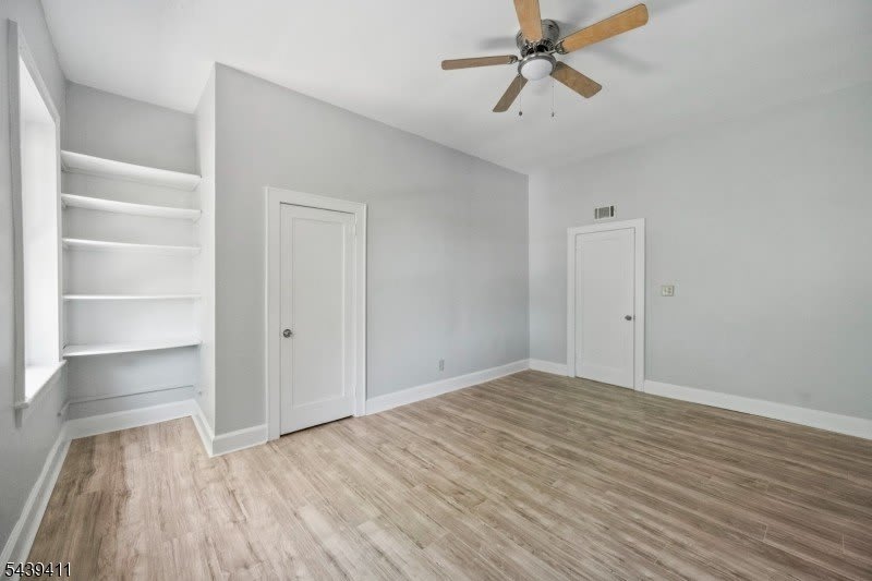 107 Macarthur Ave – photo 3