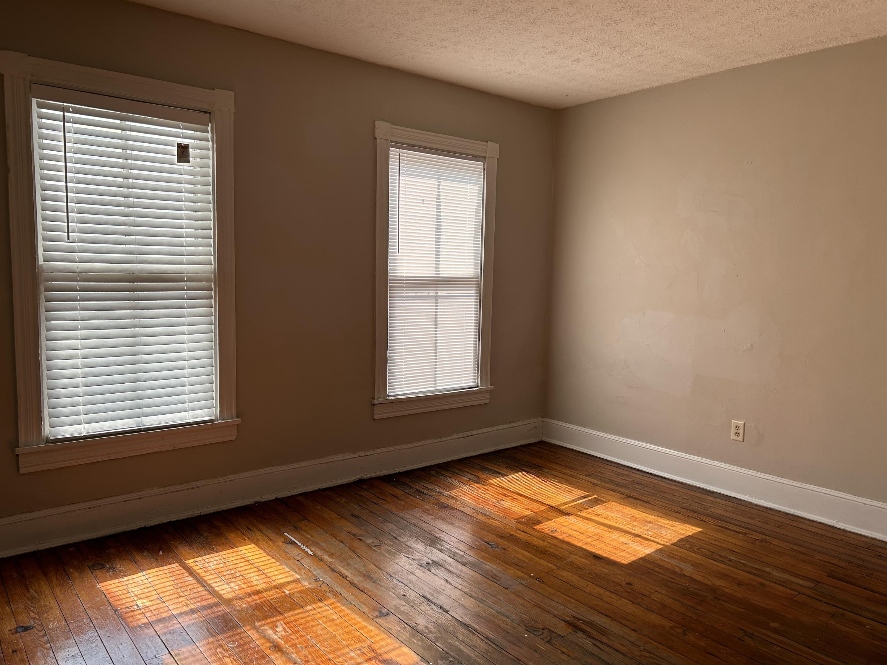 305 S. Kent St. – photo 4