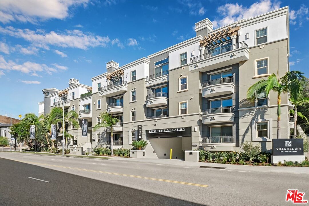 130 South Sepulveda Boulevard – photo 1