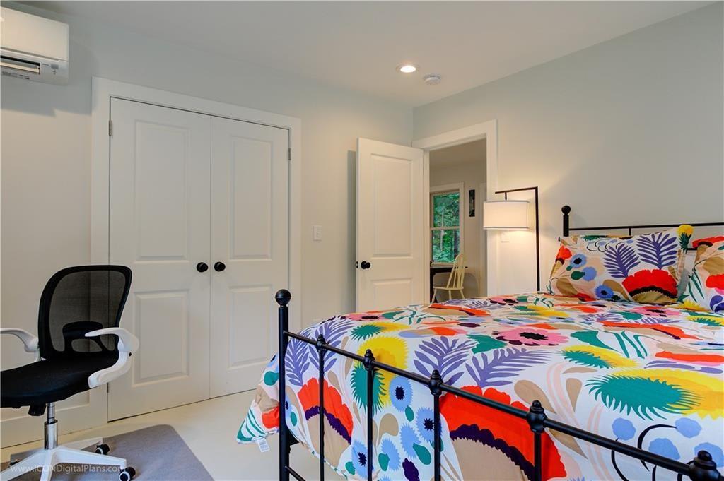 59 Melrose Avenue – photo 1