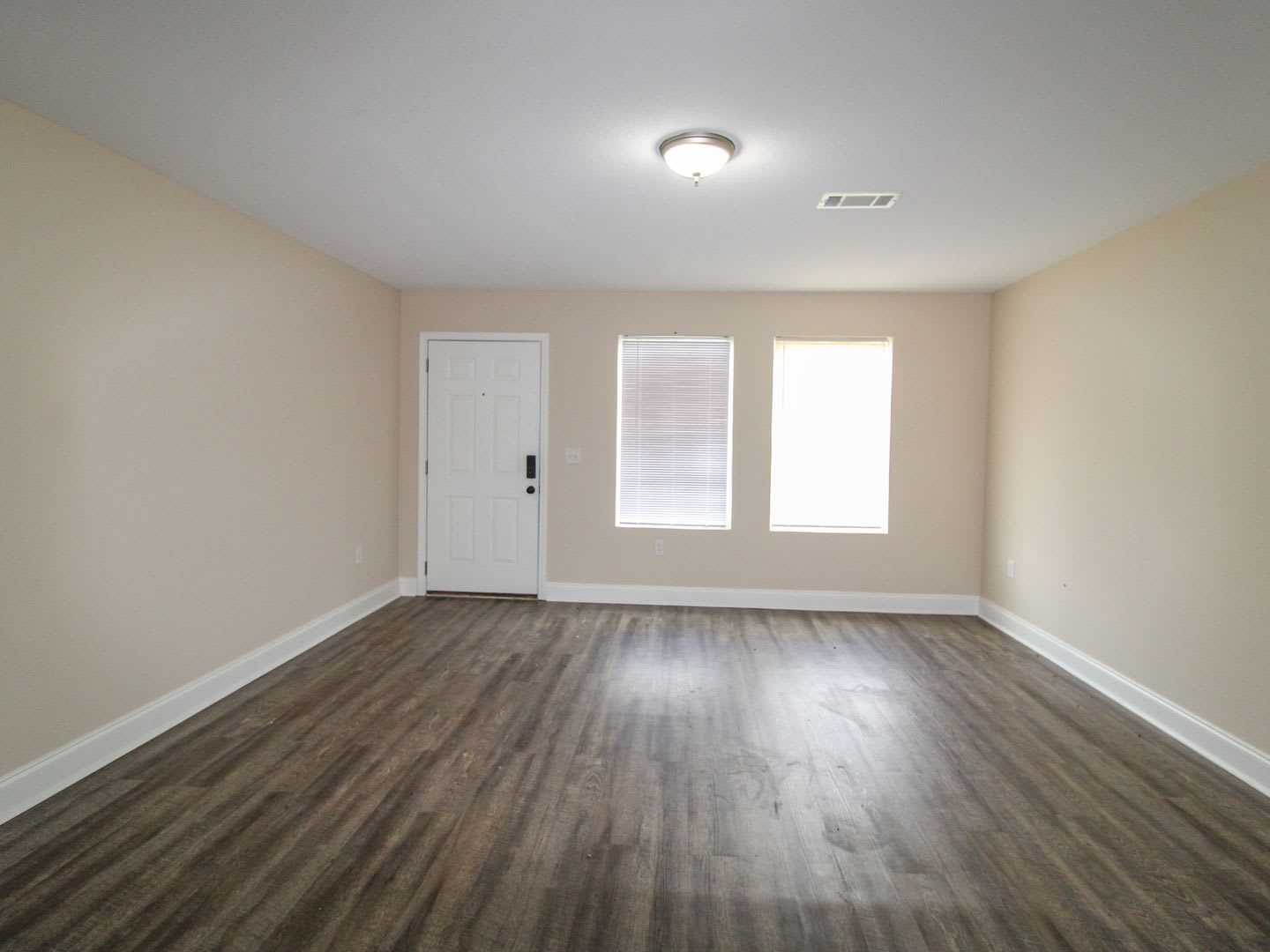 Modern Living Meets Comfort in This Beautiful Duplex – photo 4