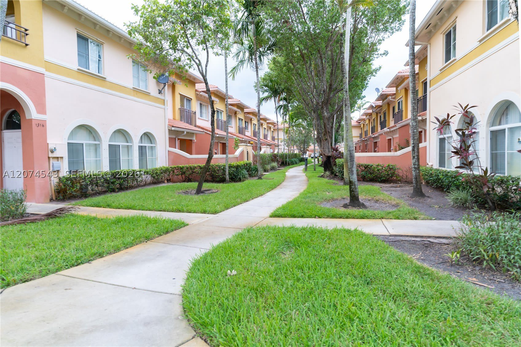 1410 S Santa Catalina Cir – photo 2