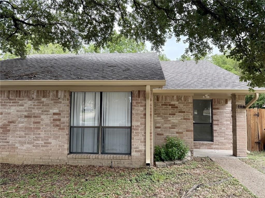 704 Cross Timbers Drive – photo 2