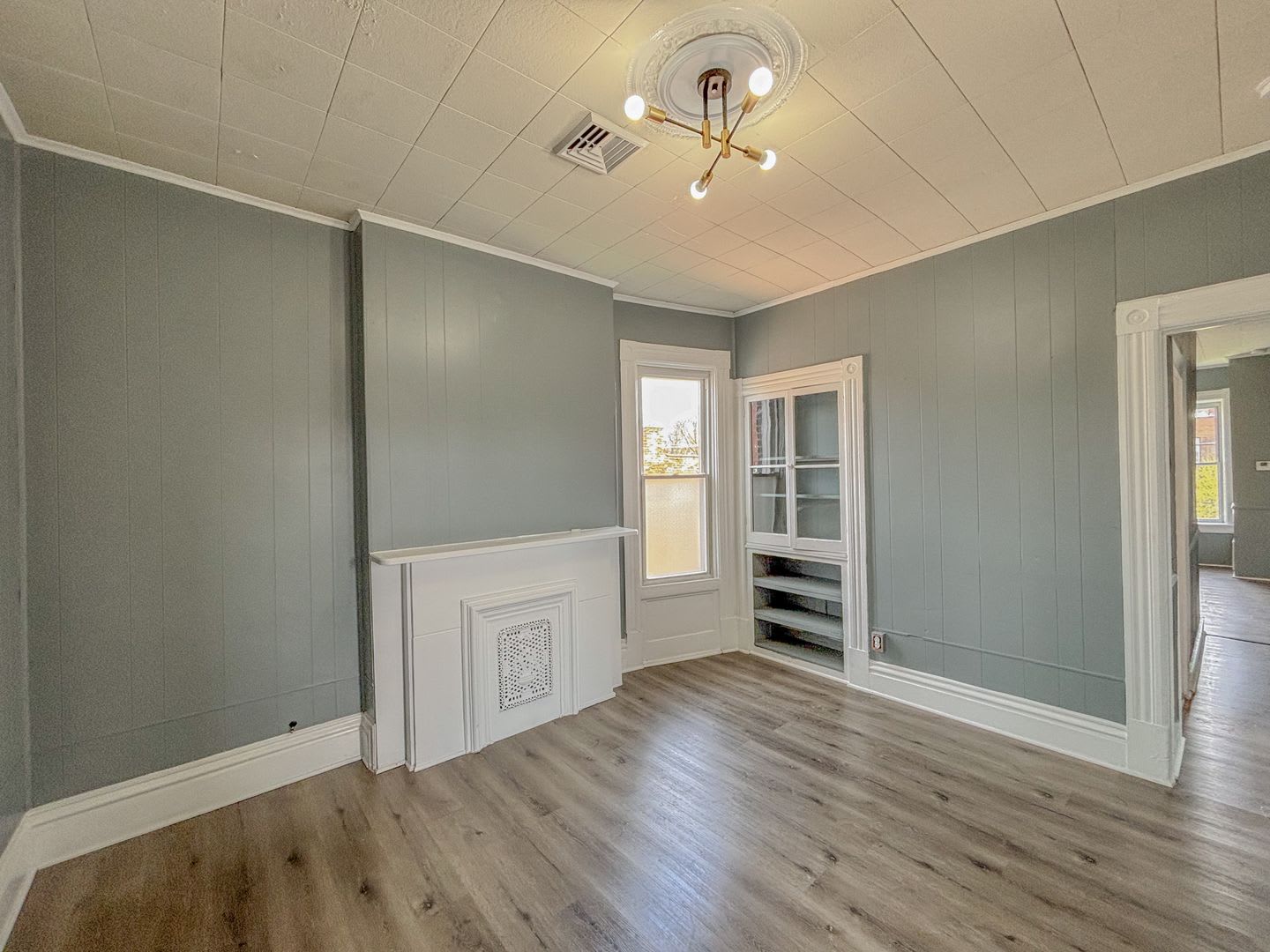 204 1st St – photo 3