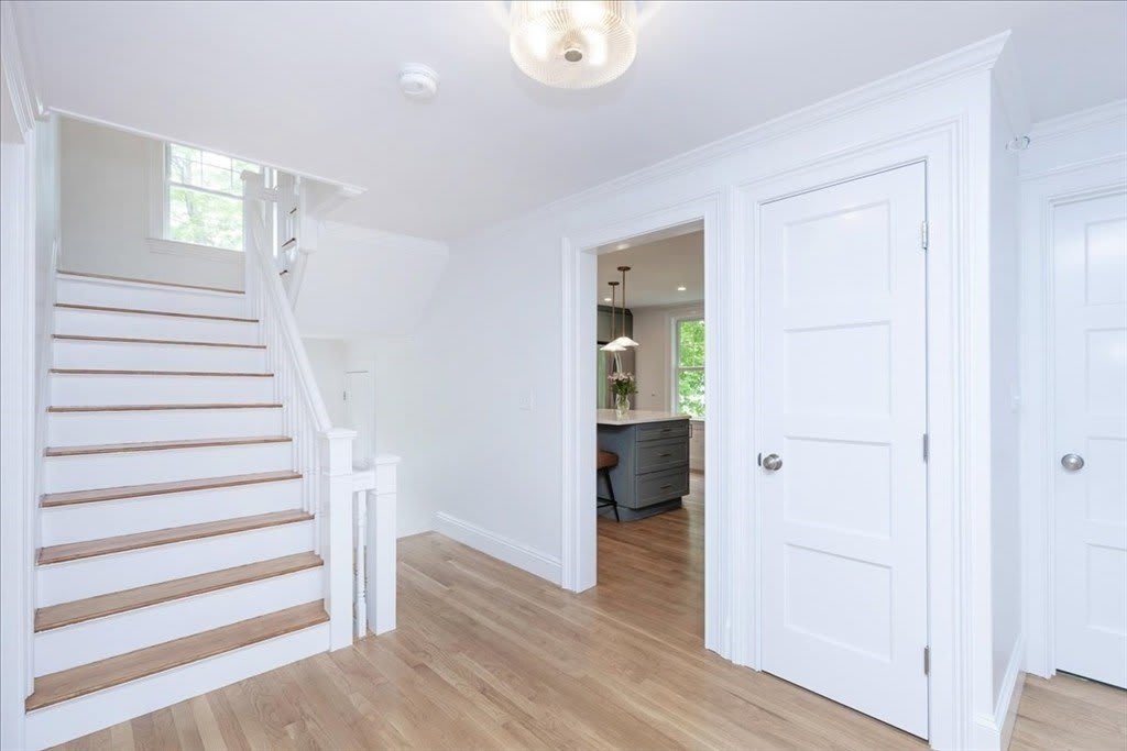 247 Hale St 2 – photo 4