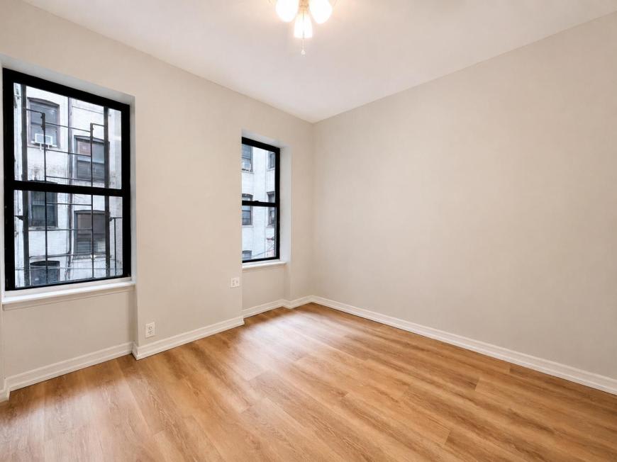3415 Broadway – photo 2