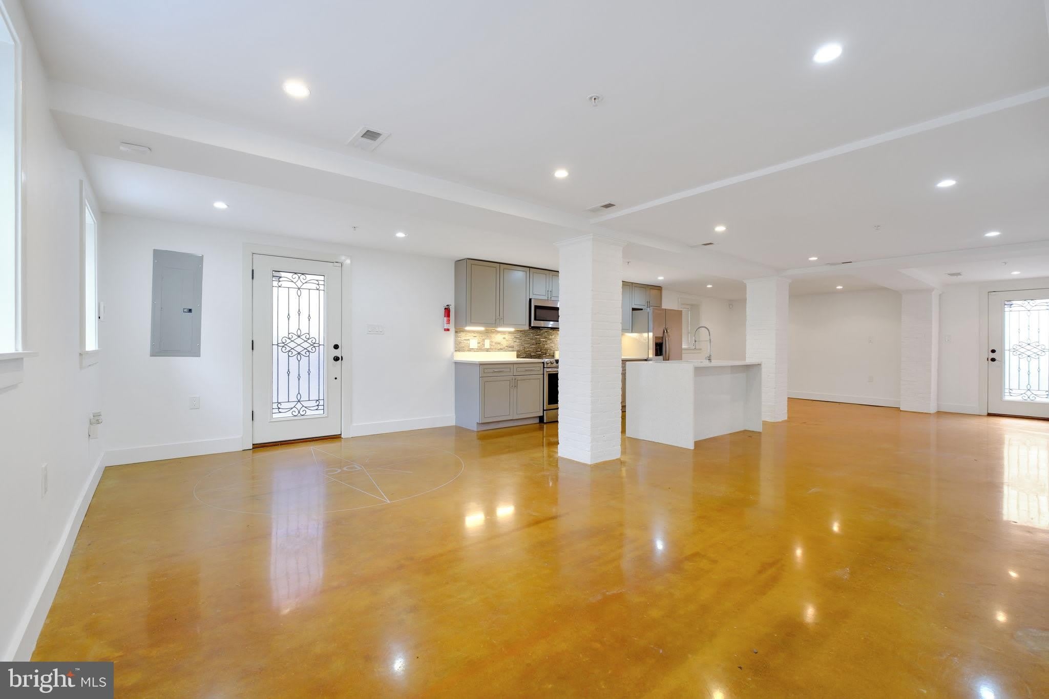 1239 SIMMS Place NE – photo 3