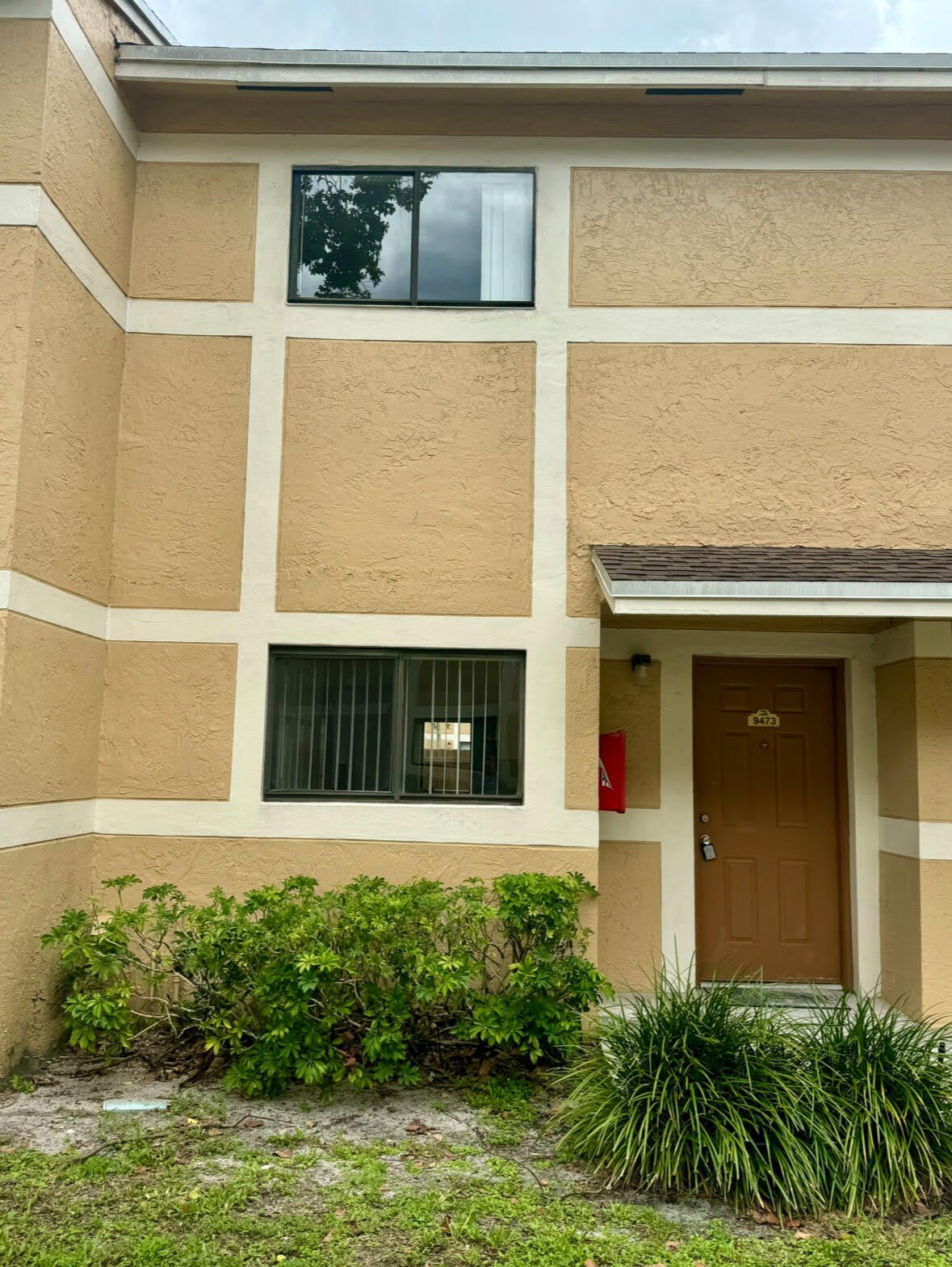 9473 Palm Circle N – photo 2