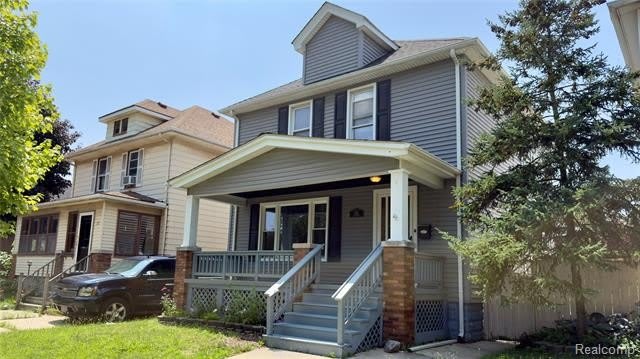 130 Elm Street – photo 1