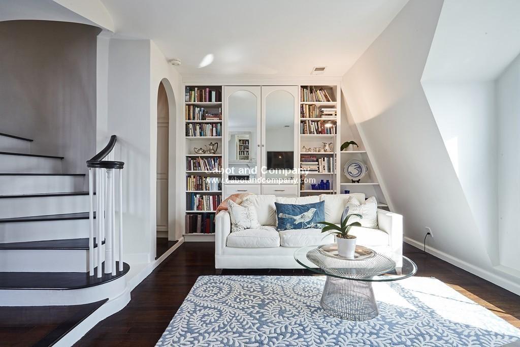 124 Beacon St – photo 5