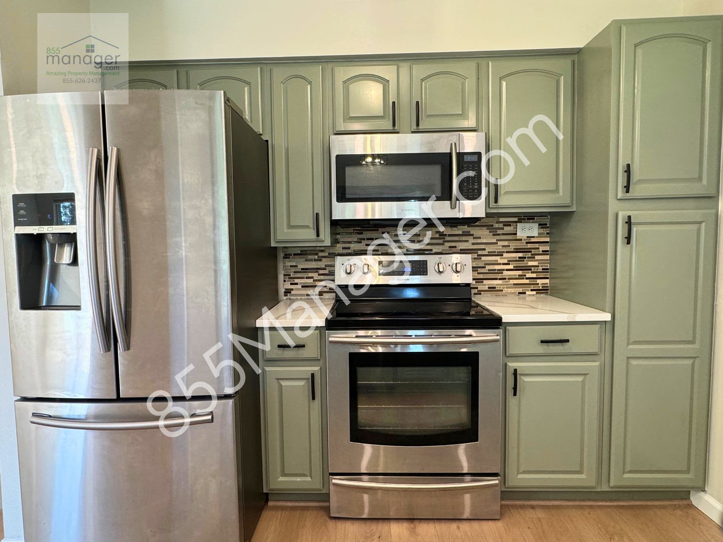 Lakeside Luxury: Newly Renovated 3-Bedroom Home with Elizabeth Lake Access! – photo 2
