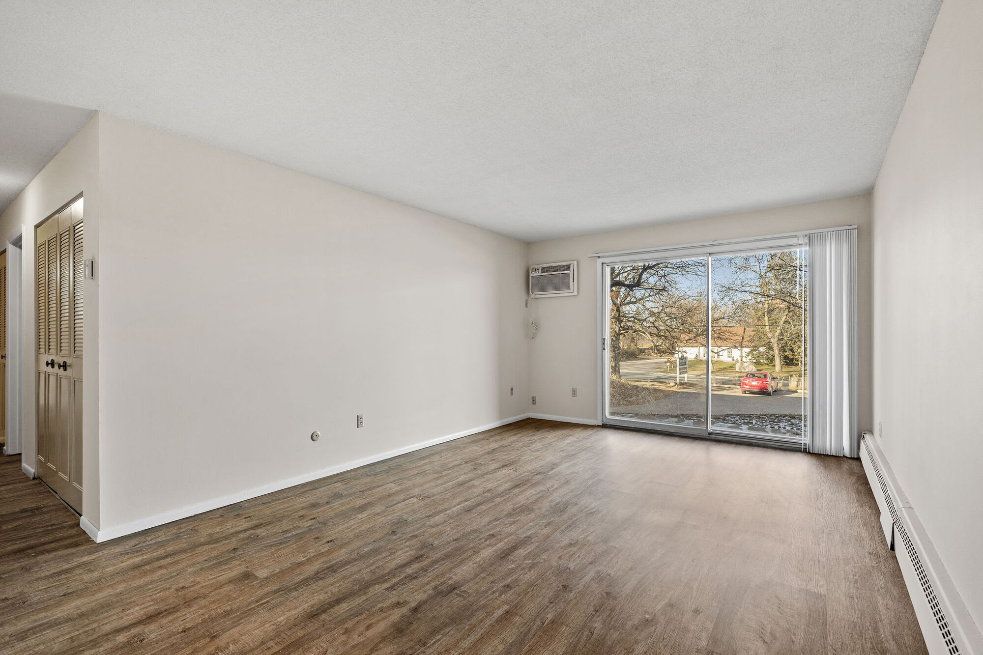 Cedarwood West Apartments – photo 4