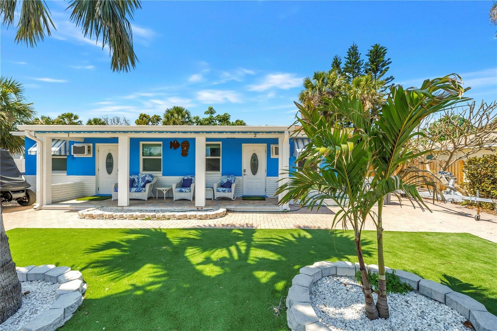 6892 GULF WINDS Drive – photo 1