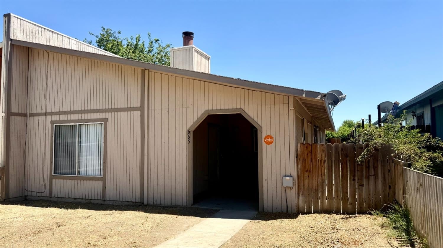 665 S Coalinga Street – photo 1