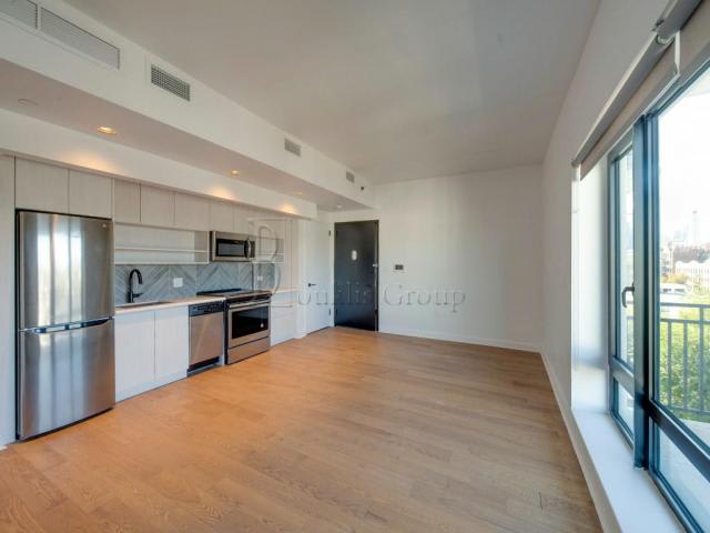 34-22 35th Street – photo 2