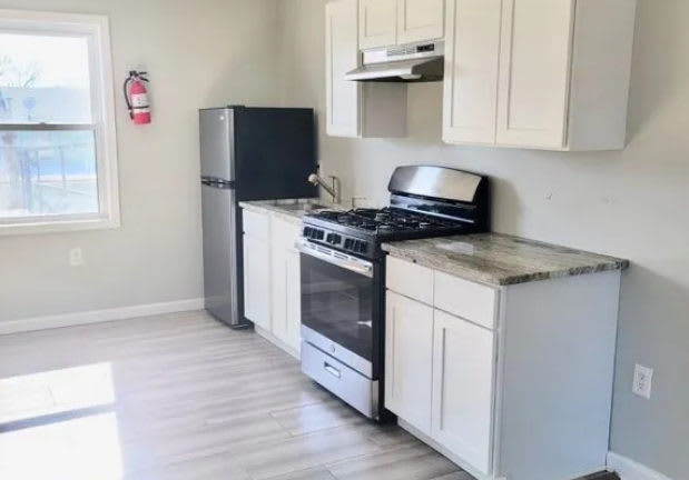 154 Mapes Ave – photo 3