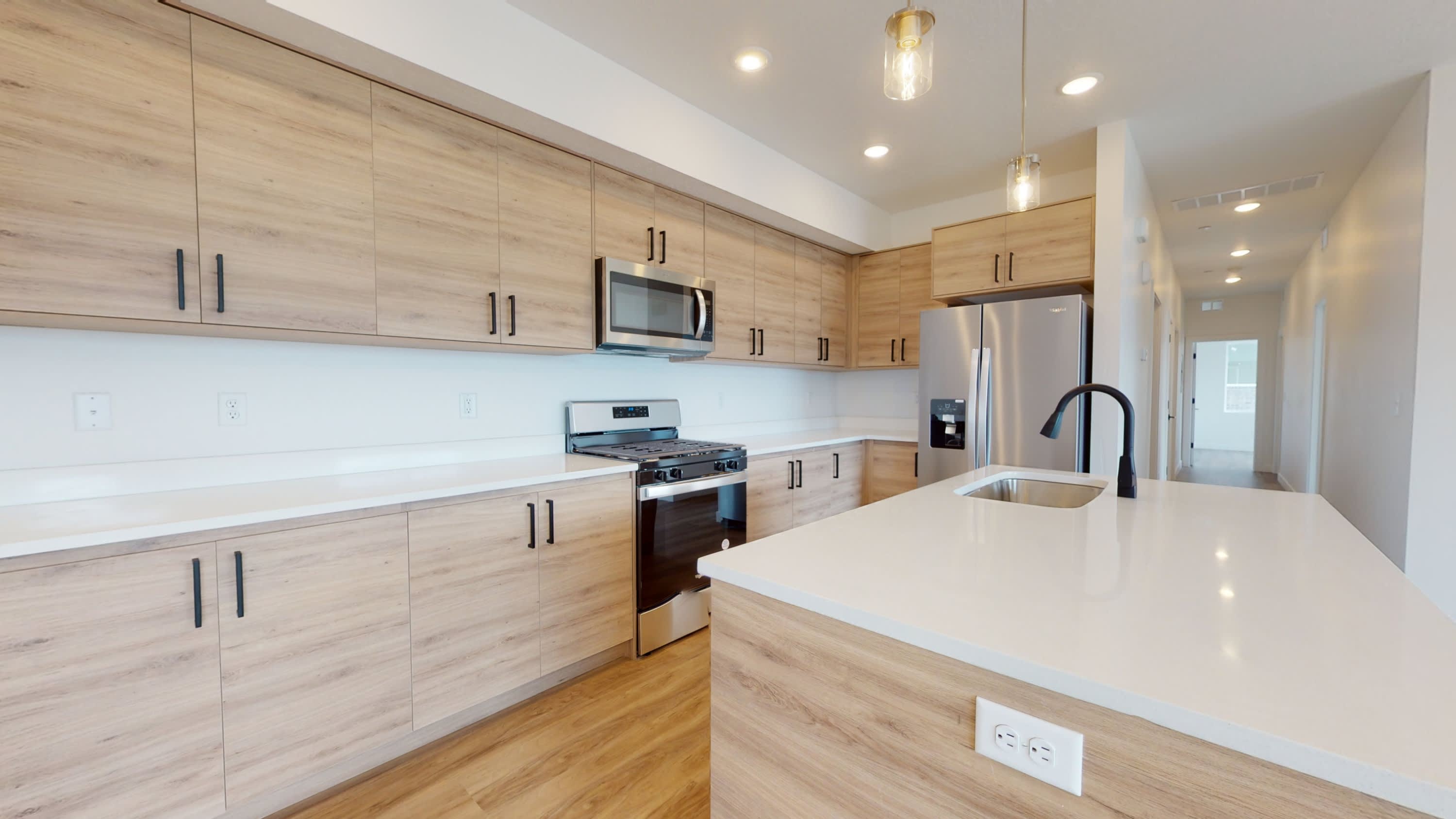 1322 South Sawmill Boulevard 508 – photo 2