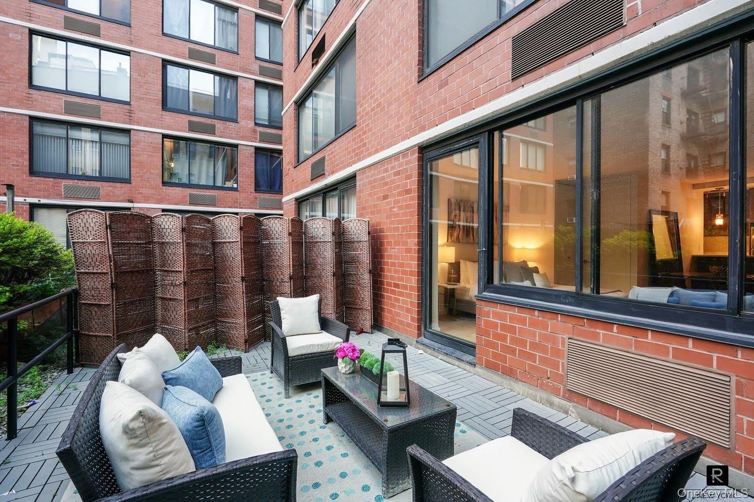215 W 95th Street – photo 2