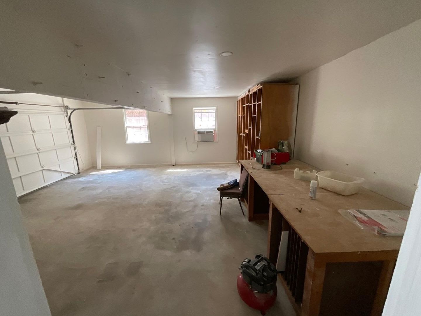 Spacious 4BR Duplex in Riverdale – photo 4