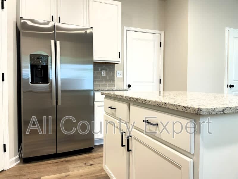 414 Fox Creek Dr – photo 5