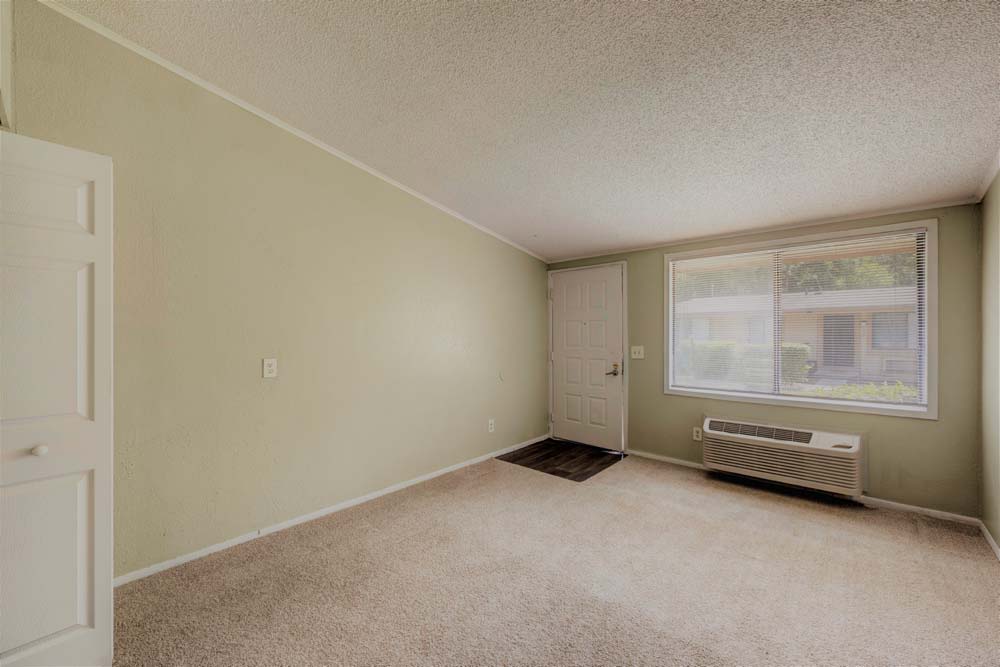 Pelican Pointe Apartments – photo 5