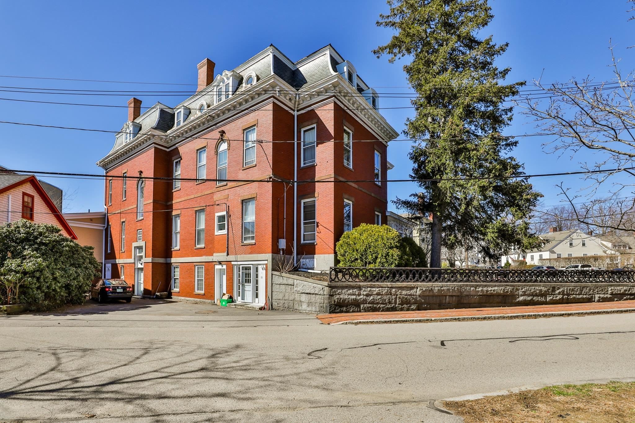 241 Middle Street – photo 2