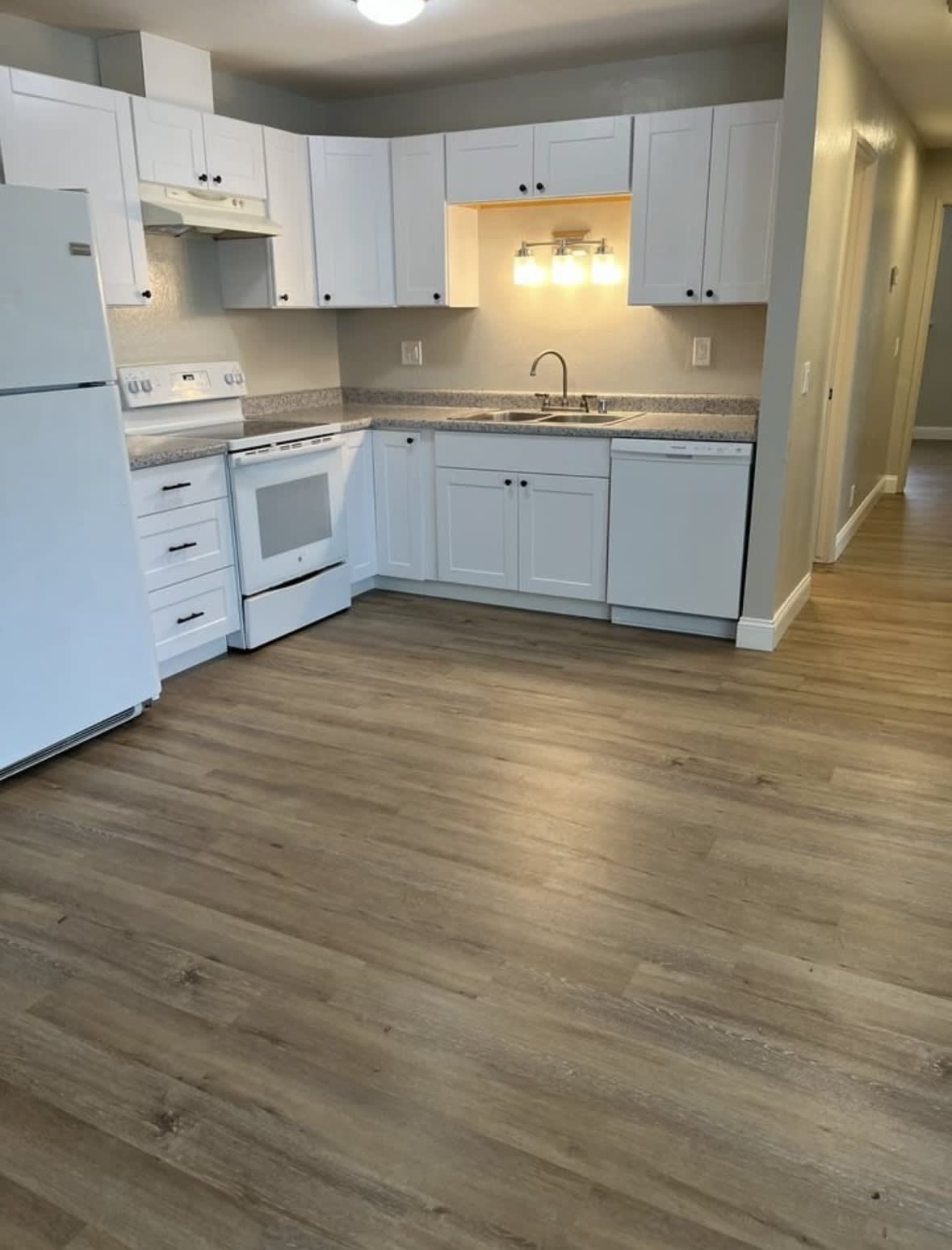 2 Carson Street – photo 3