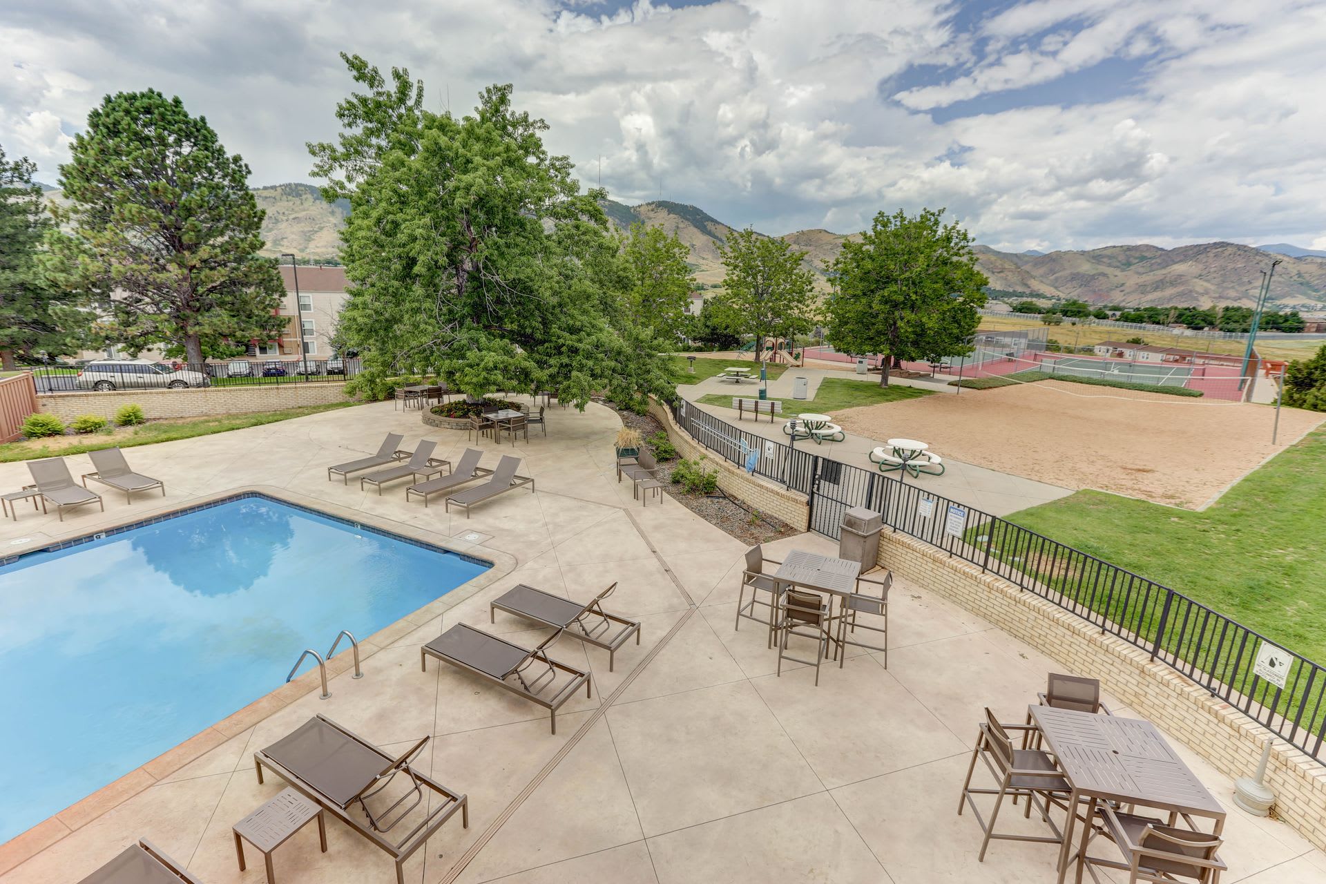 Summit View Village Apartments – photo 1