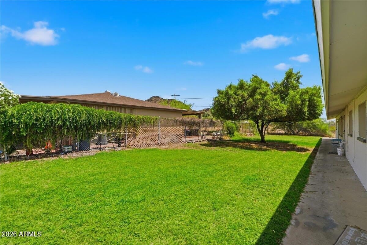 1321 E CAROL Avenue – photo 2