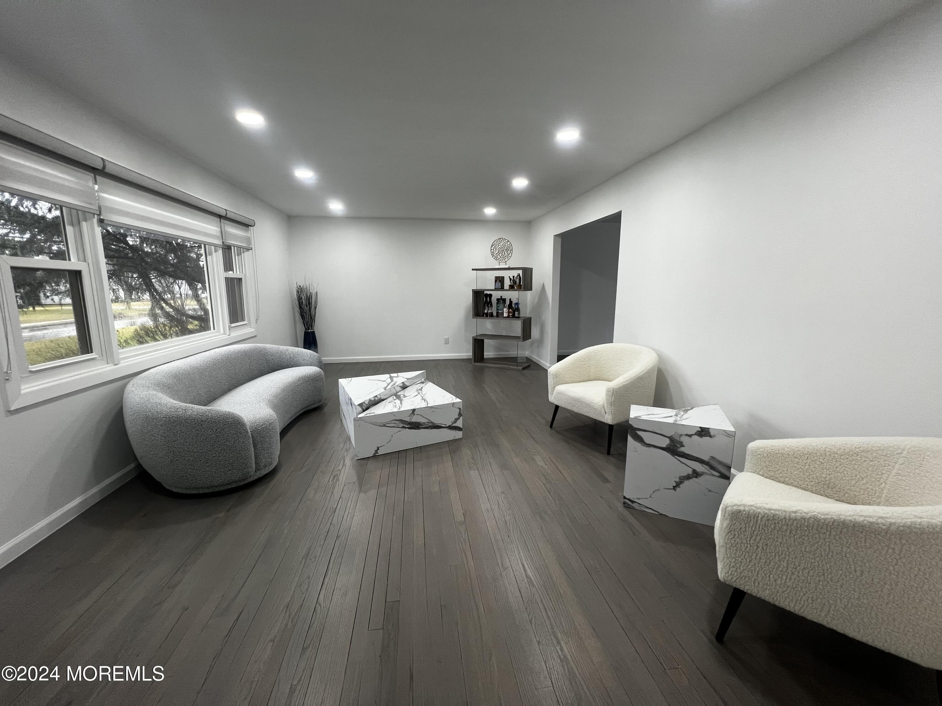 85 Locust Avenue – photo 3