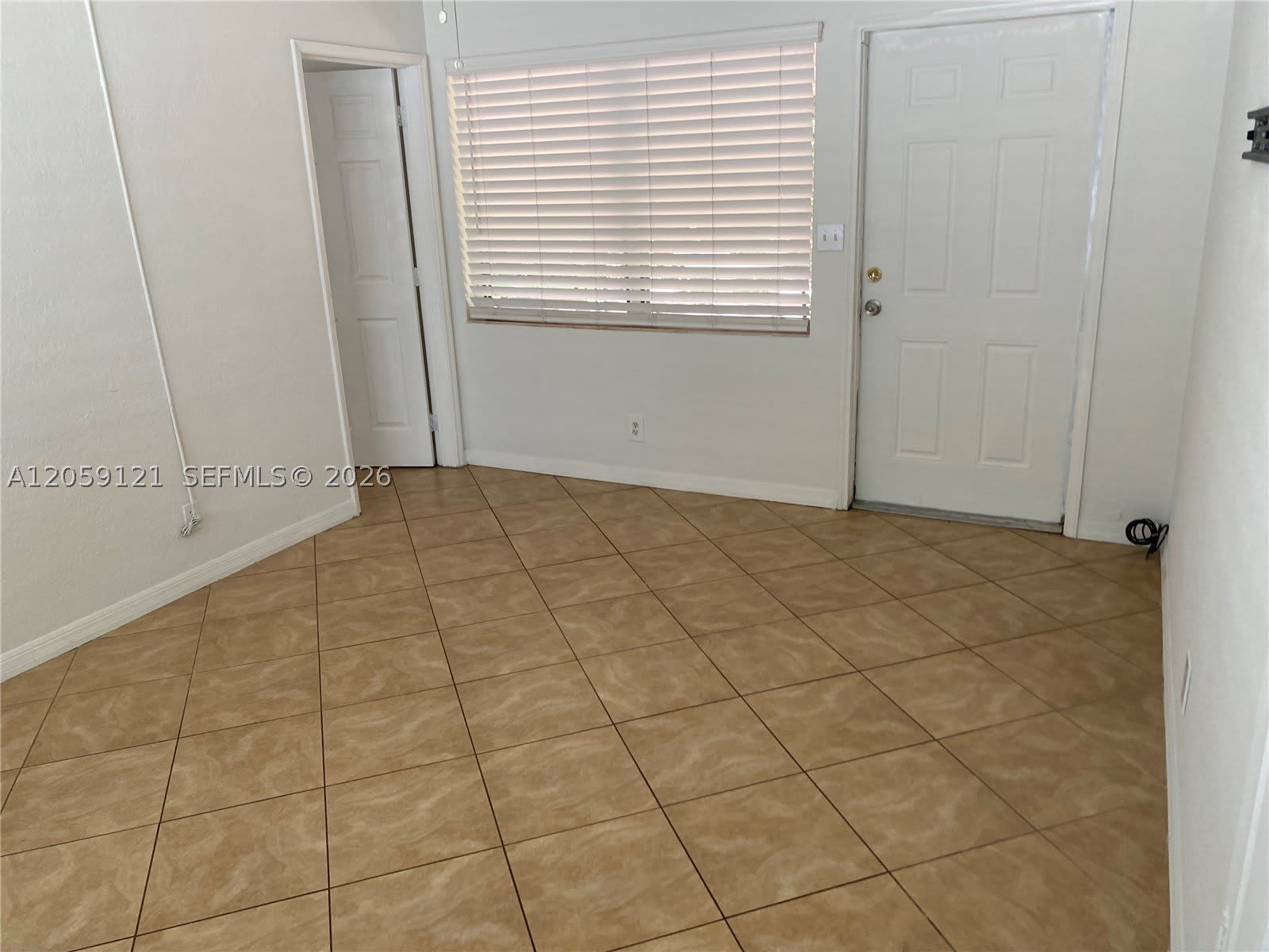 5616 Arthur St – photo 1