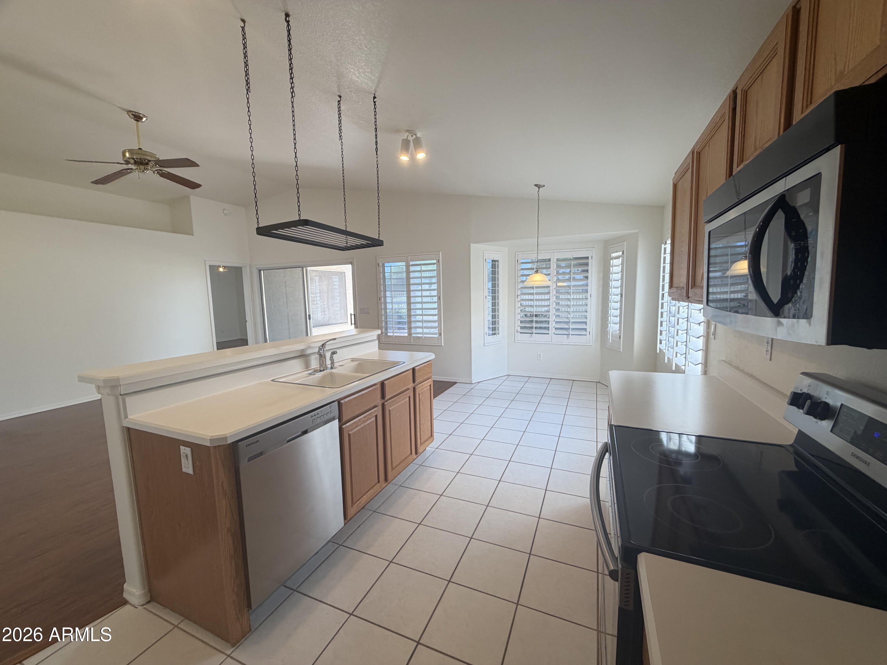 12054 S 44TH Street – photo 4