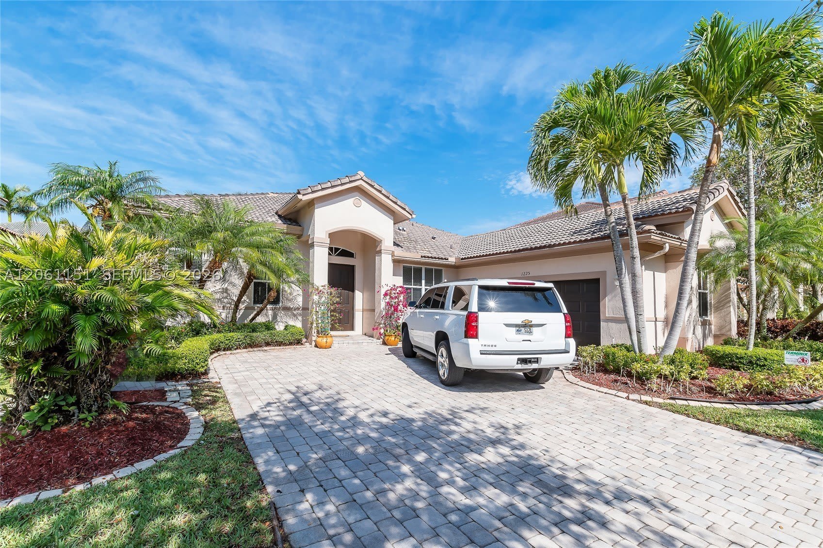 1225 Skylark Dr – photo 2