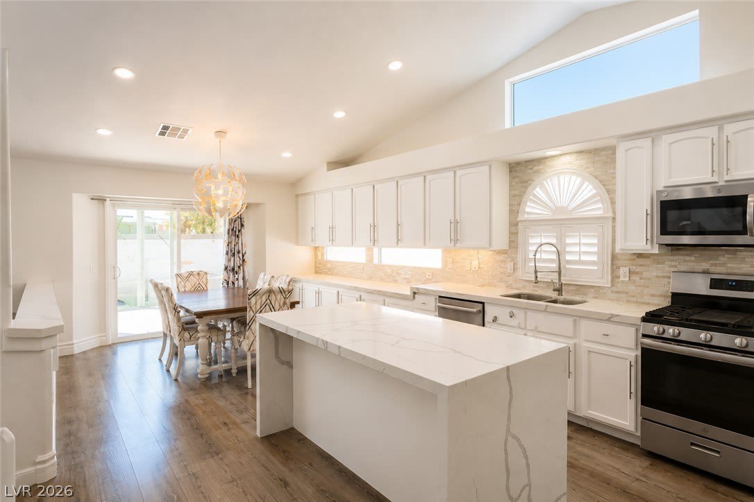 9682 Driftwood Island Court – photo 4