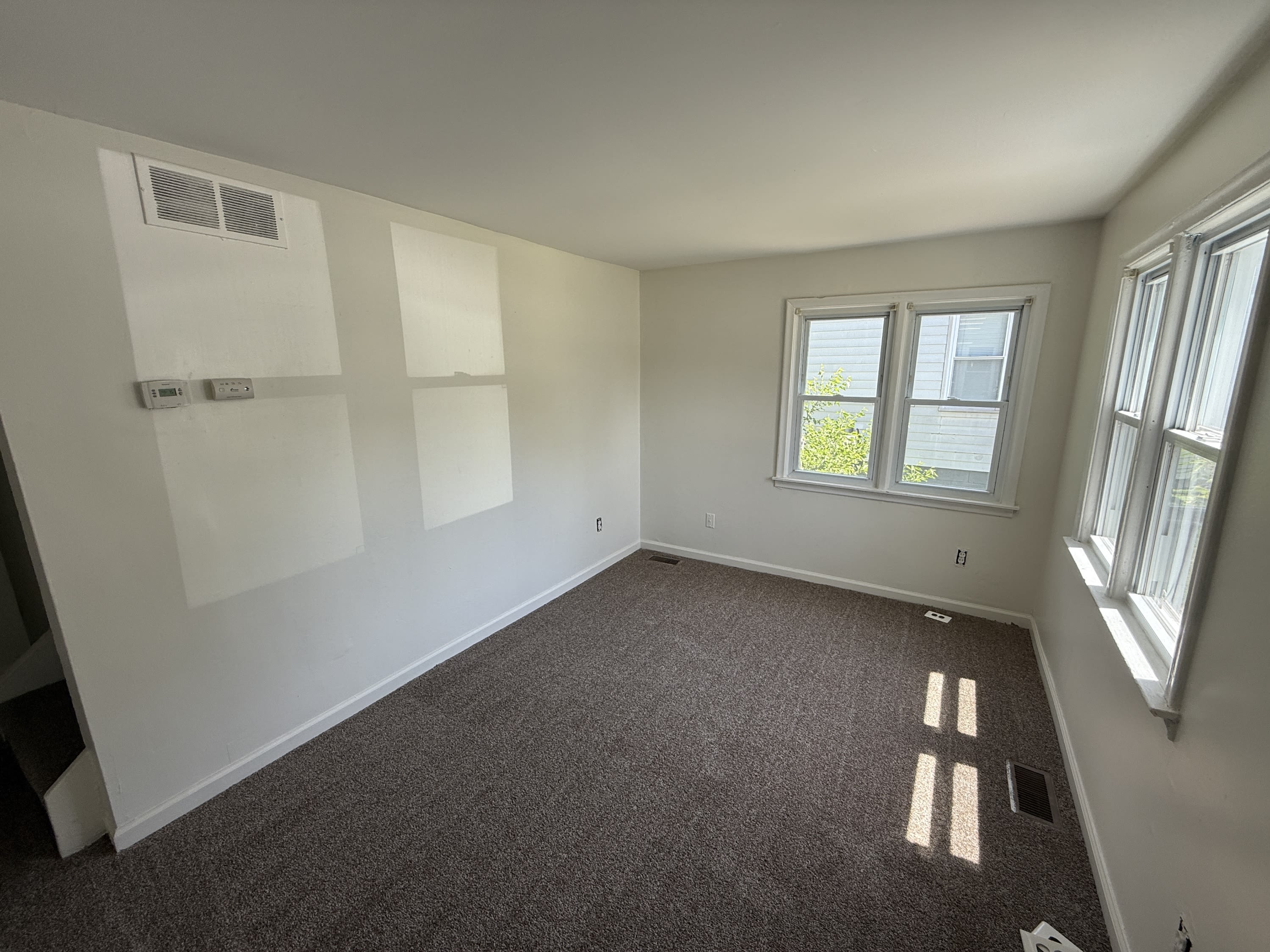 11359 Maxwell Avenue – photo 3