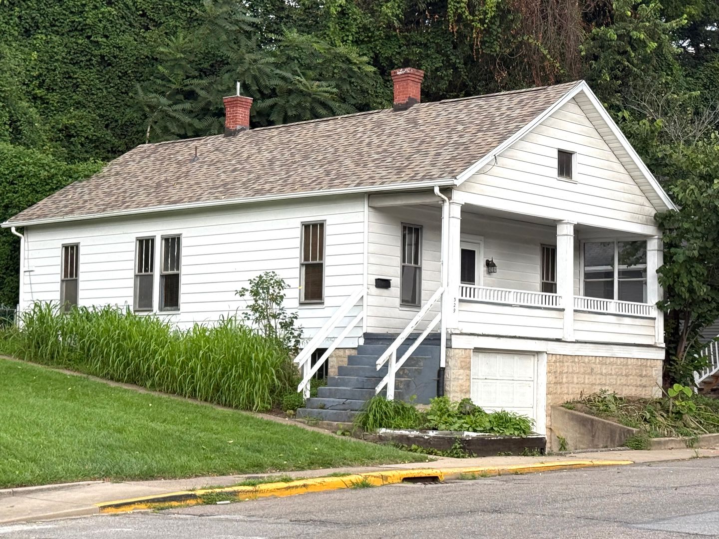 Cute and Cozy 2 bed/1 bath home in Marietta, Ohio – photo 1