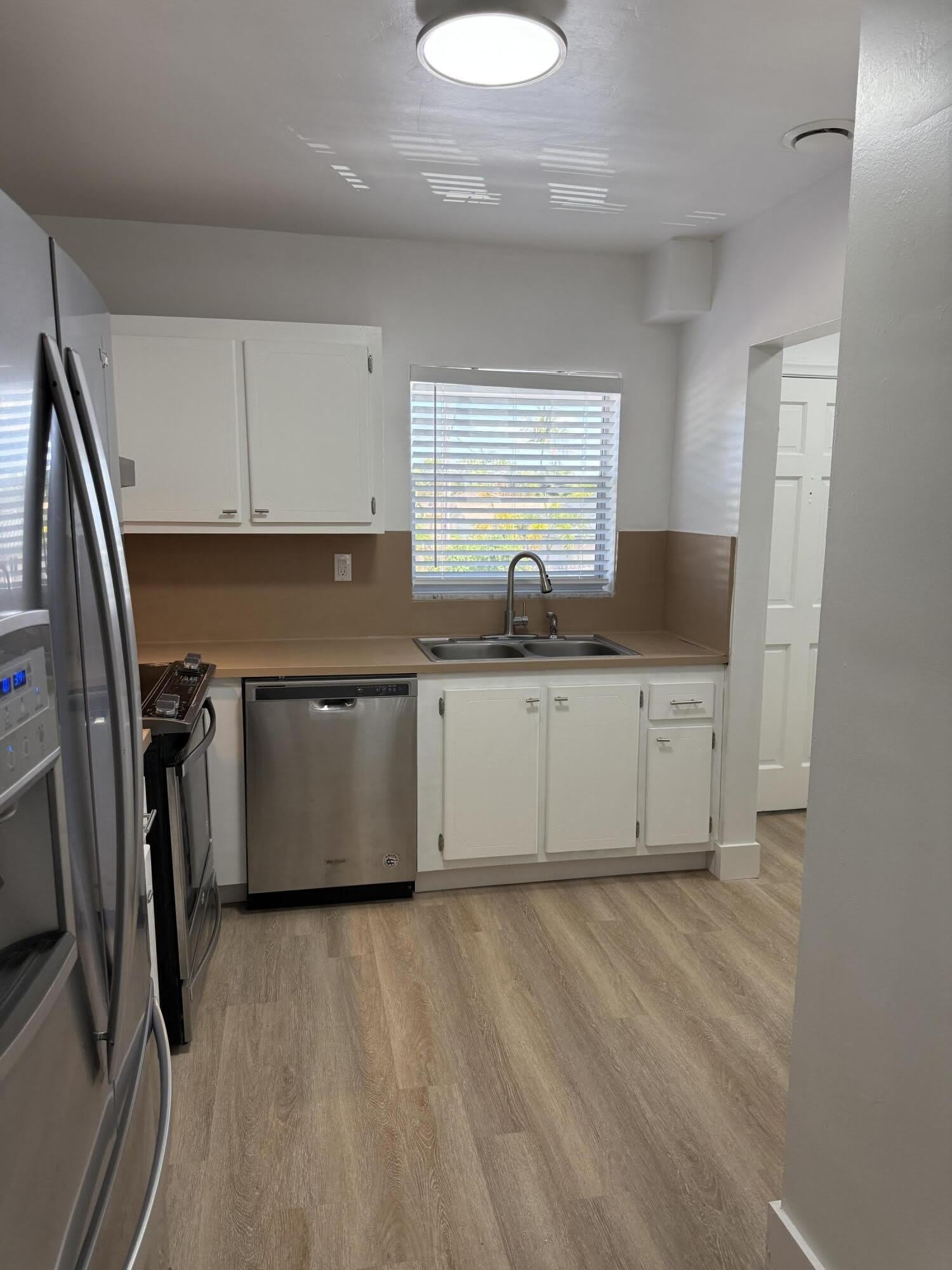 1400 NE 55th Street – photo 5