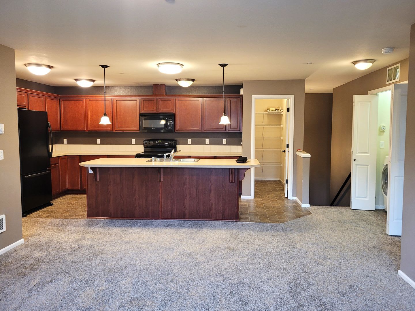Two Bedroom Condo In Cordata Neighborhood – photo 3